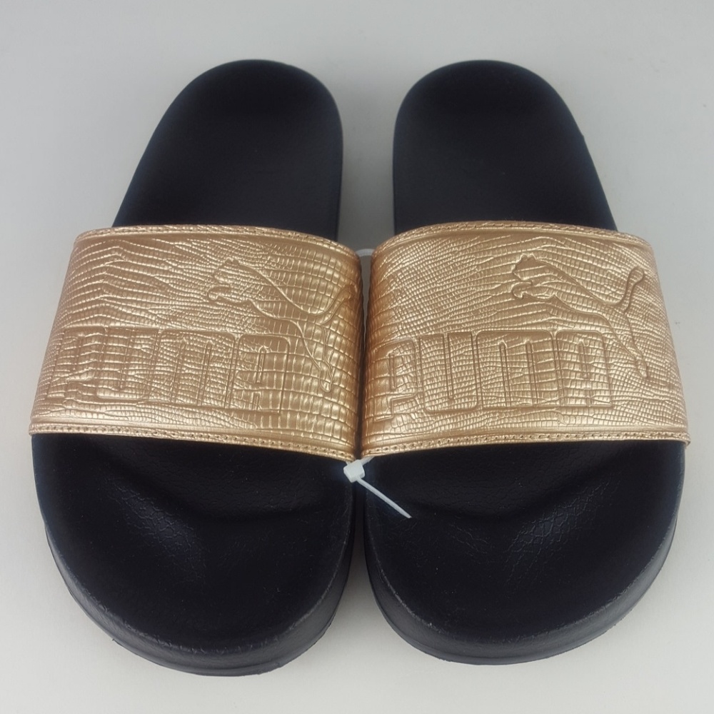 Puma flip flops flats size 6 new without tags